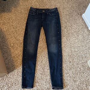 SILVER JEANS Suki Studded Skinny Jean Sz 28 GUC B1015